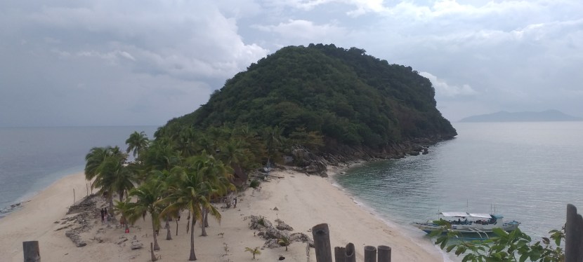 A Day Tour to Carles: Budget-Friendly Island&nbsp;Escapades